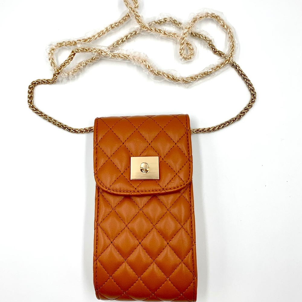 Trendy tan/brown casual quilted leather crossbody shoulder bag gold-tone chain